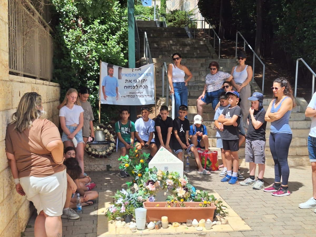 הלב של מודיעין פועם: ילדי "ענבלים" מחבקים את המשפחות השכולות