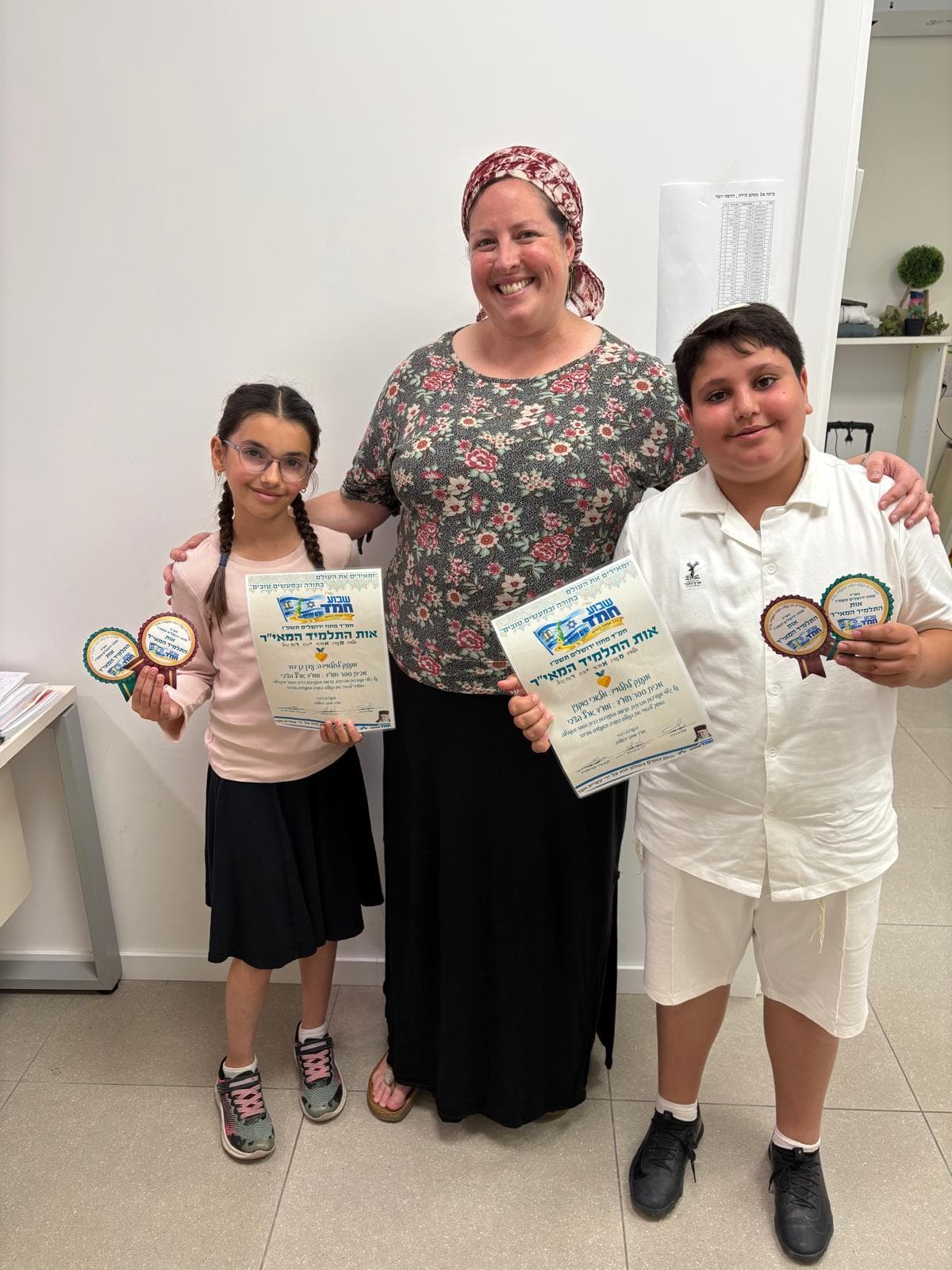 הגאווה של מודיעין: שמונה תלמידים יזמים קיבלו את "אות המאי"ר" על עשייה מעוררת השראה