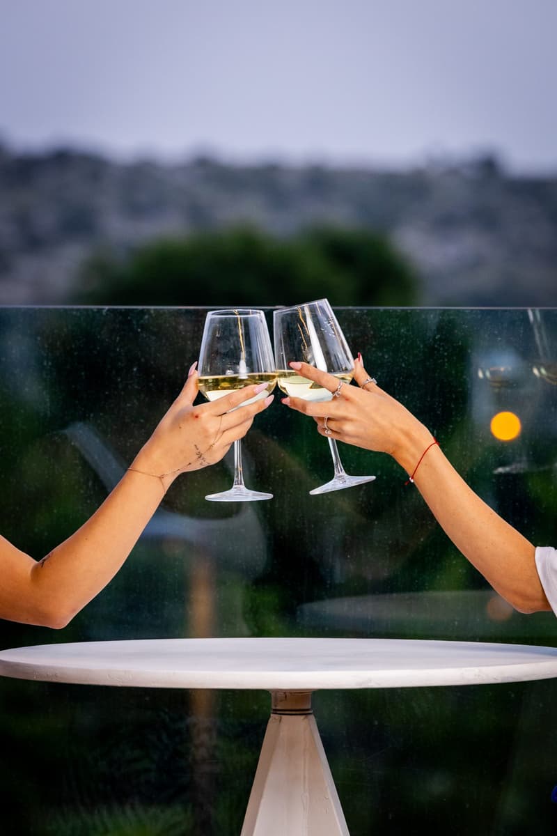 ווין אנד ווייב | wine & vibe מודיעין