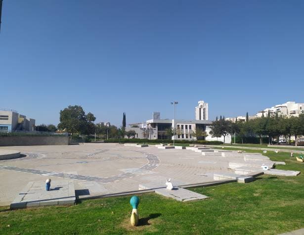 אמפי פארק עמק האלה