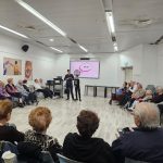 מרגש במודיעין: ניצולי שואה פוגשים את העתיד בסדנת AI ייחודית – איך זה קרה? לחצו כדי לגלות!
