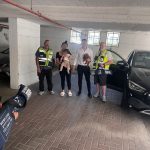 תינוק וכלב ננעלו בשגגה ברכב: מתנדבי ידידים חילצו אותם בשלום