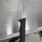 דרמה בפיצרייה במודיעין: בן 17 נעצר לאחר שאיים בסכין קצבים על קטין